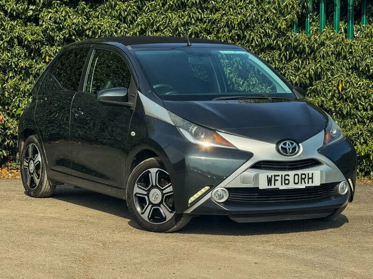 2016-toyota-aygo-10-vvt-i-x-clusiv-5d-big-31