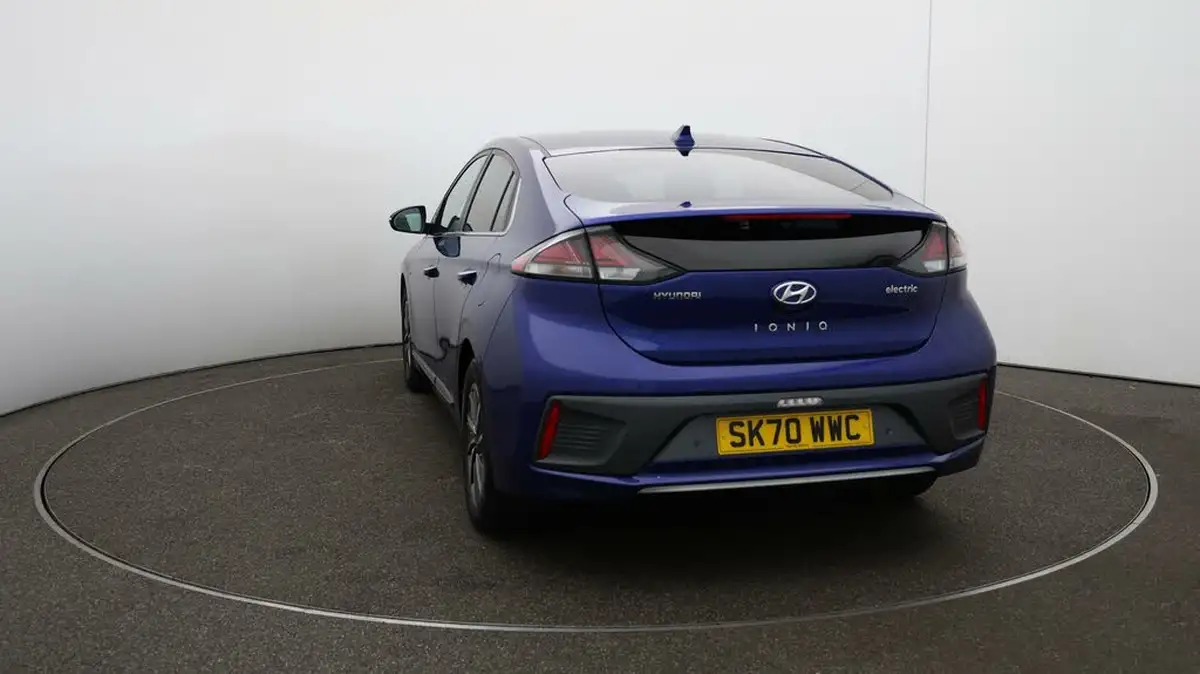 2020-hyundai-ioniq-e-premium-se-electric-100kw-big-58