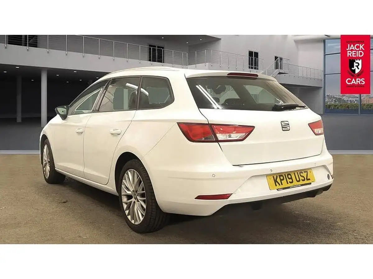 2019-seat-leon-16tdi-se-dynamic-ss-estate-big-1
