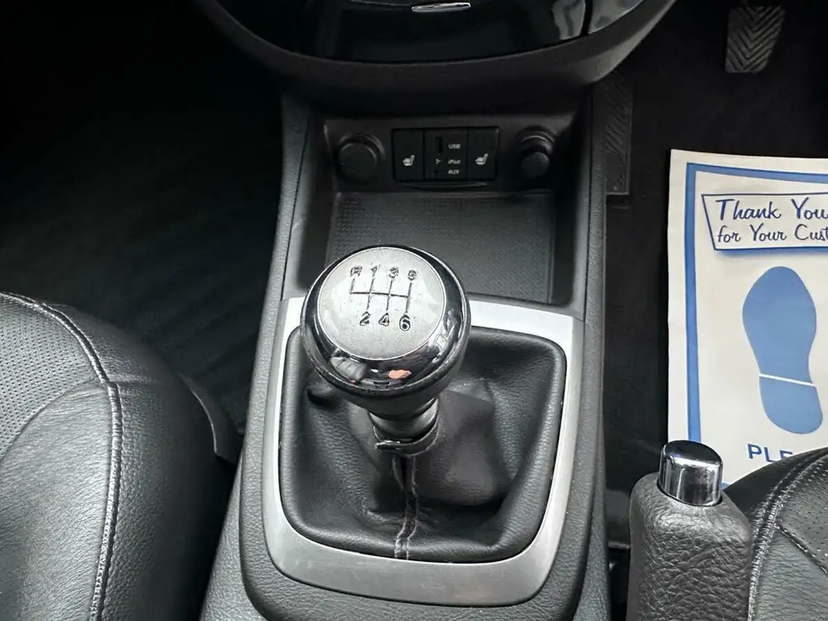2012-hyundai-santa-fe-22td-premium-5st-big-30