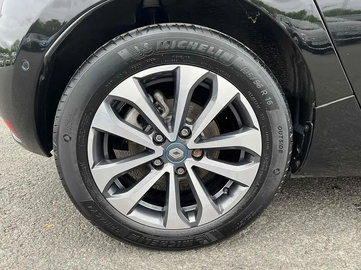 2021-renault-zoe-e-i-gt-line-rapid-charge-big-16