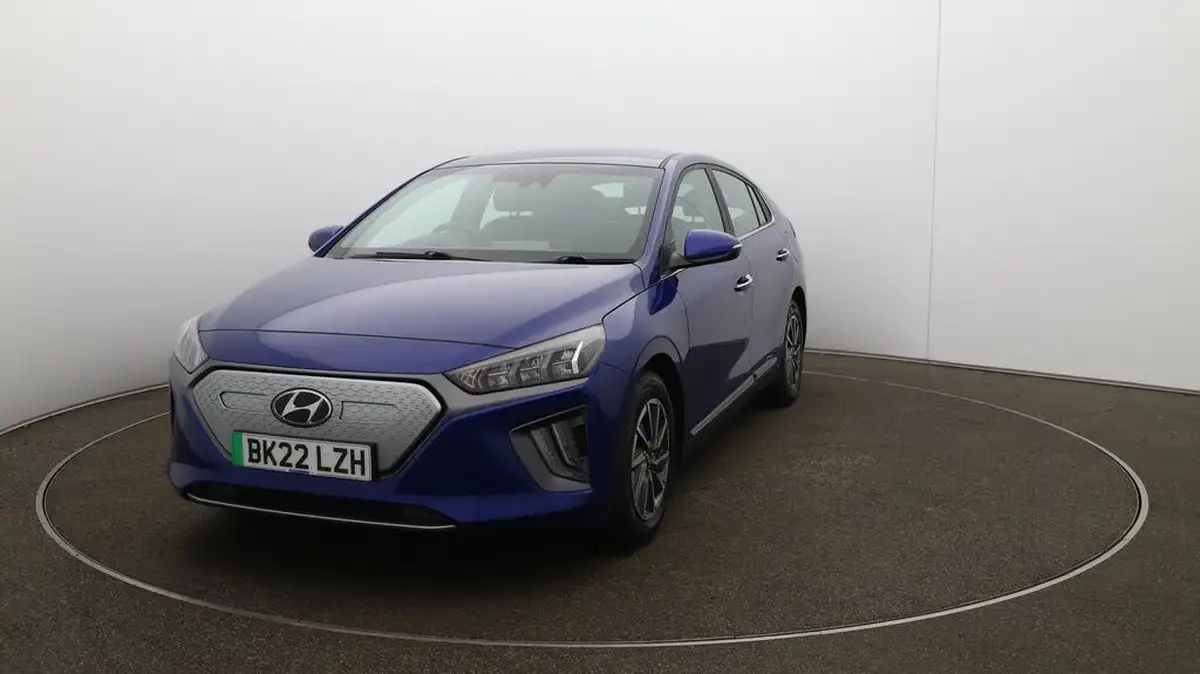 2022-hyundai-ioniq-e-premium-electric-big-36