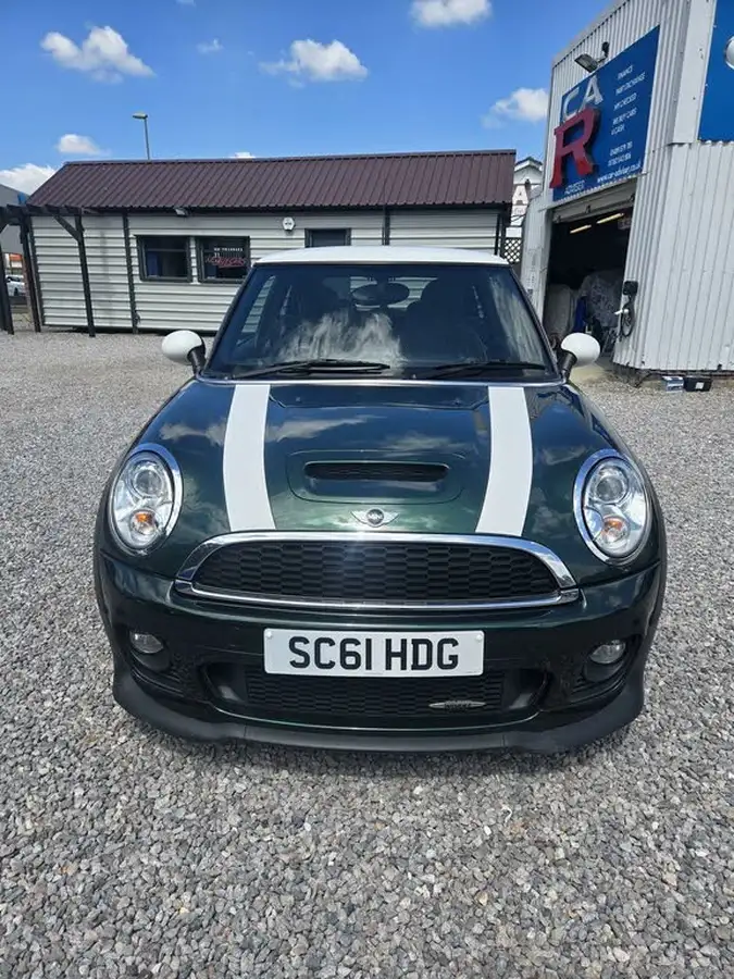 2012-mini-cooper-16-john-cooper-works-hatchback-3d-big-1
