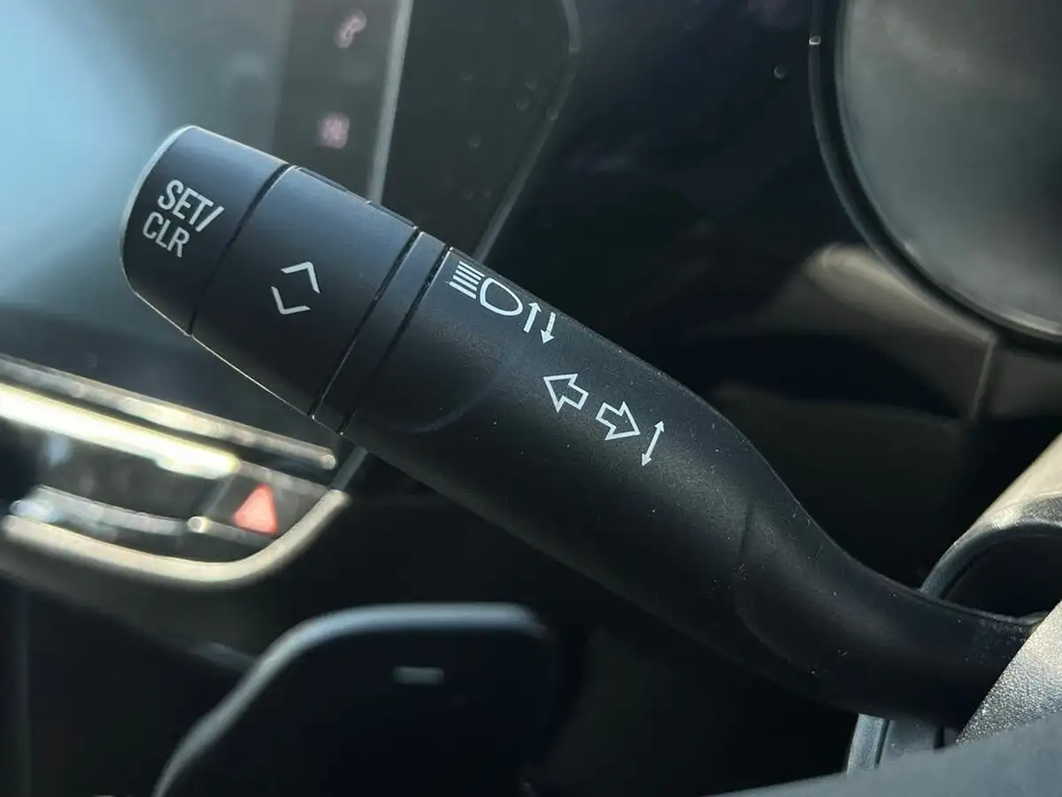 2022-vauxhall-corsa-12-turbo-elite-edition-auto-big-40