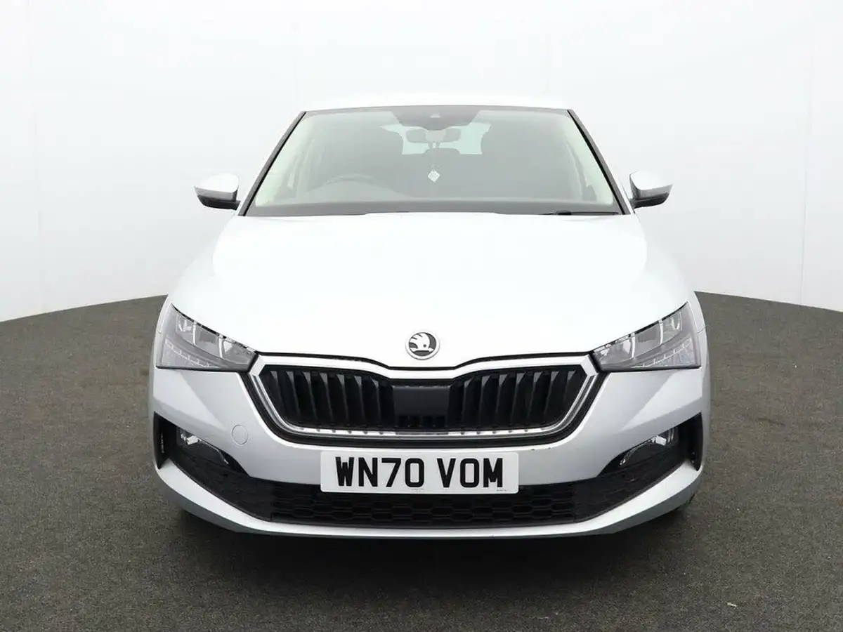 2020-skoda-scala-10-tsi-se-l-115ps-big-3