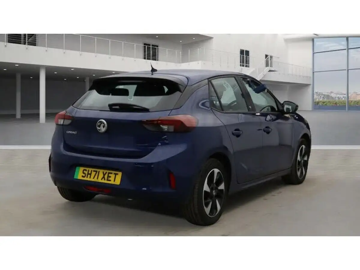 2022-vauxhall-corsa-e-se-premium-big-10