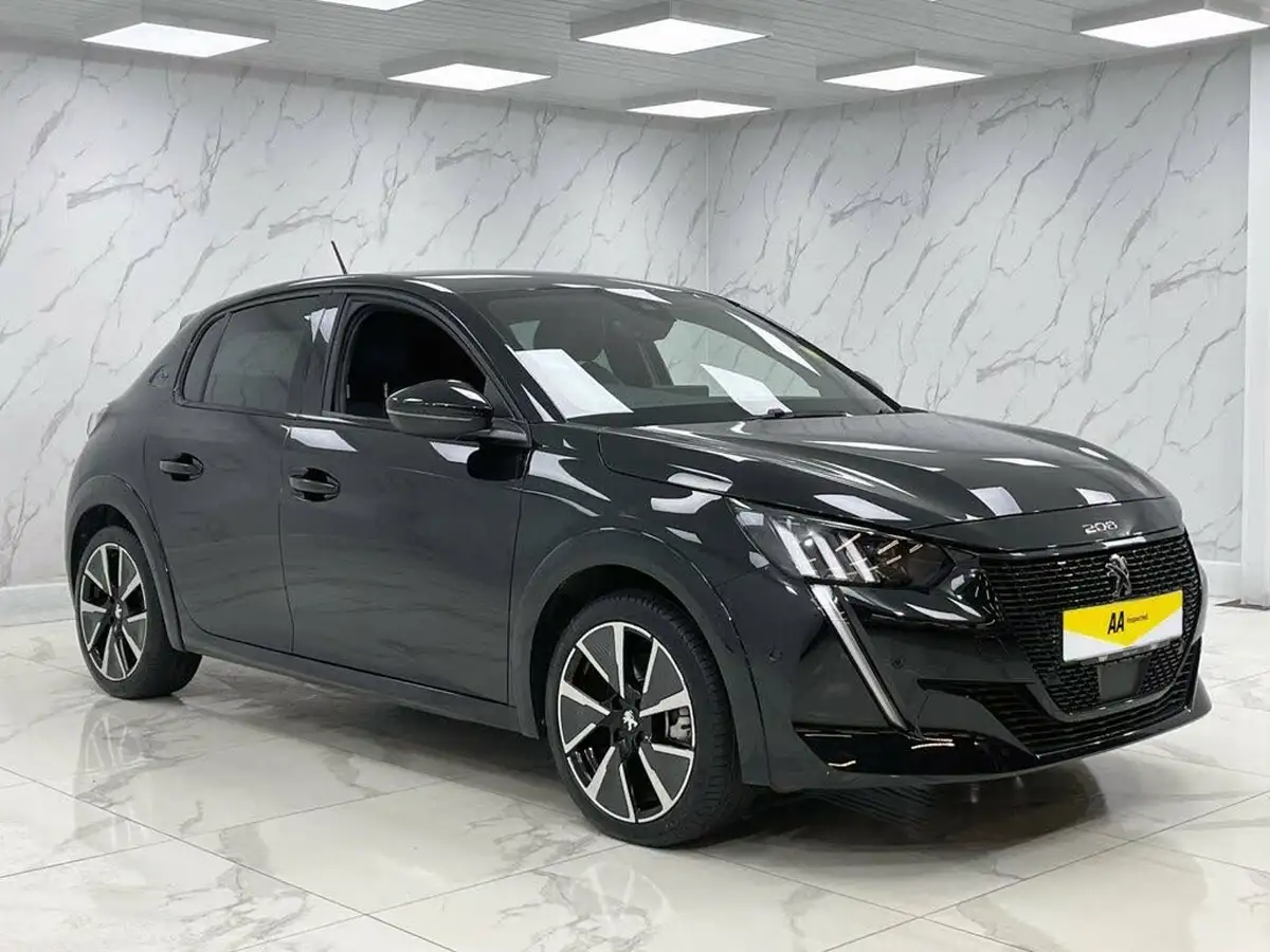 2023-peugeot-208-e-gt-136ps-50kwh-big-7