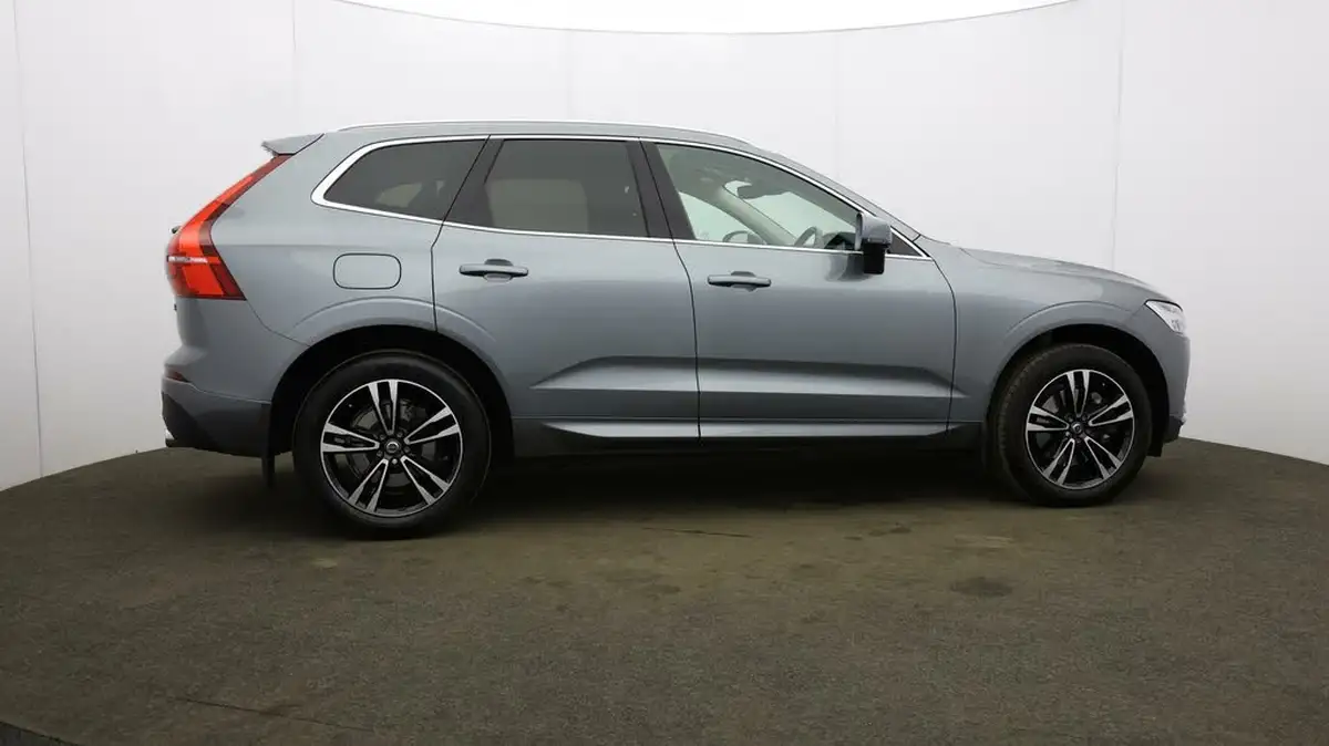 2019-volvo-xc60-20-t4-edition-big-54