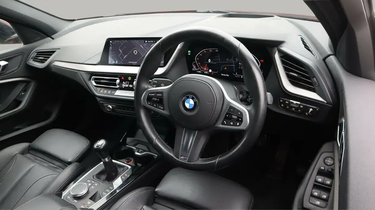 2021-bmw-1-series-20td-118d-m-sport-lcp-big-9