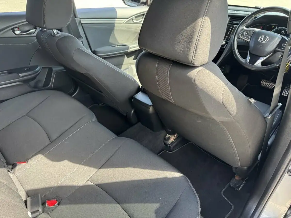 2017-honda-civic-10-vtec-turbo-sr-cvt-big-15