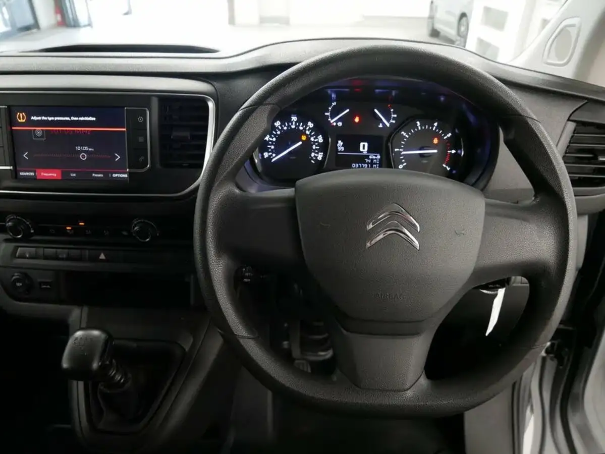 2023-citroen-dispatch-20bluehdi-enterprise-edition-xl-145pseu6d-1400-panel-big-14