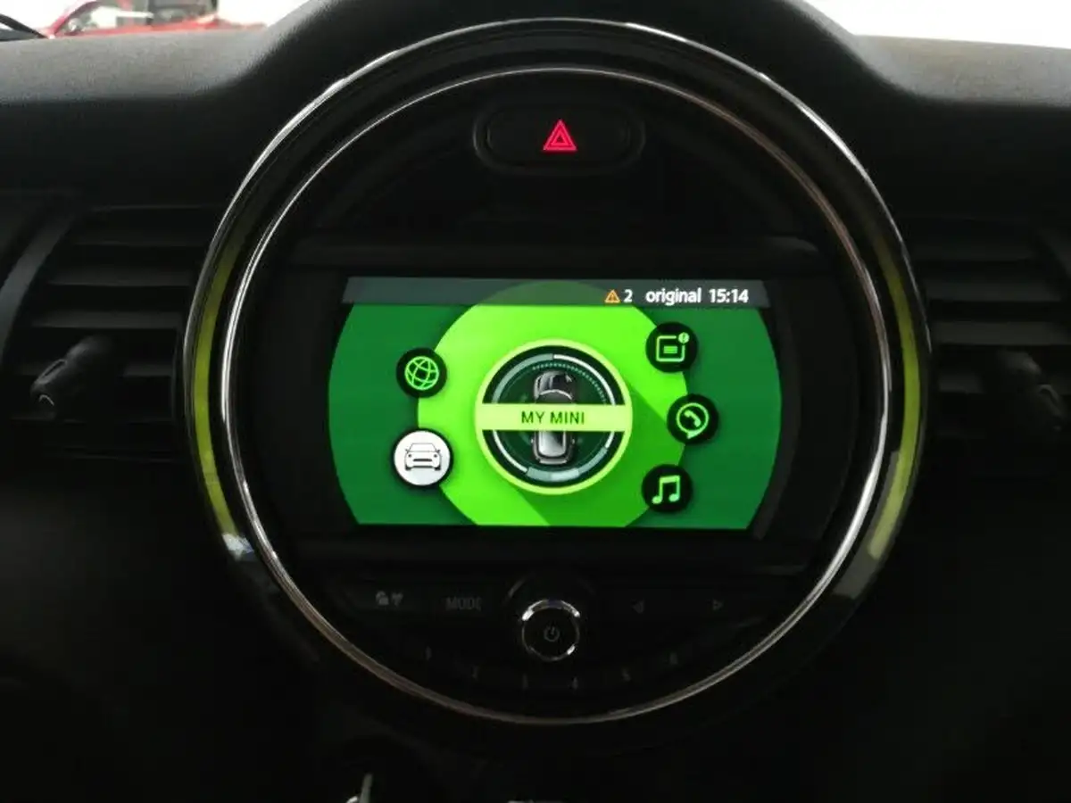 2020-mini-cooper-15-one-classic-5d-big-17