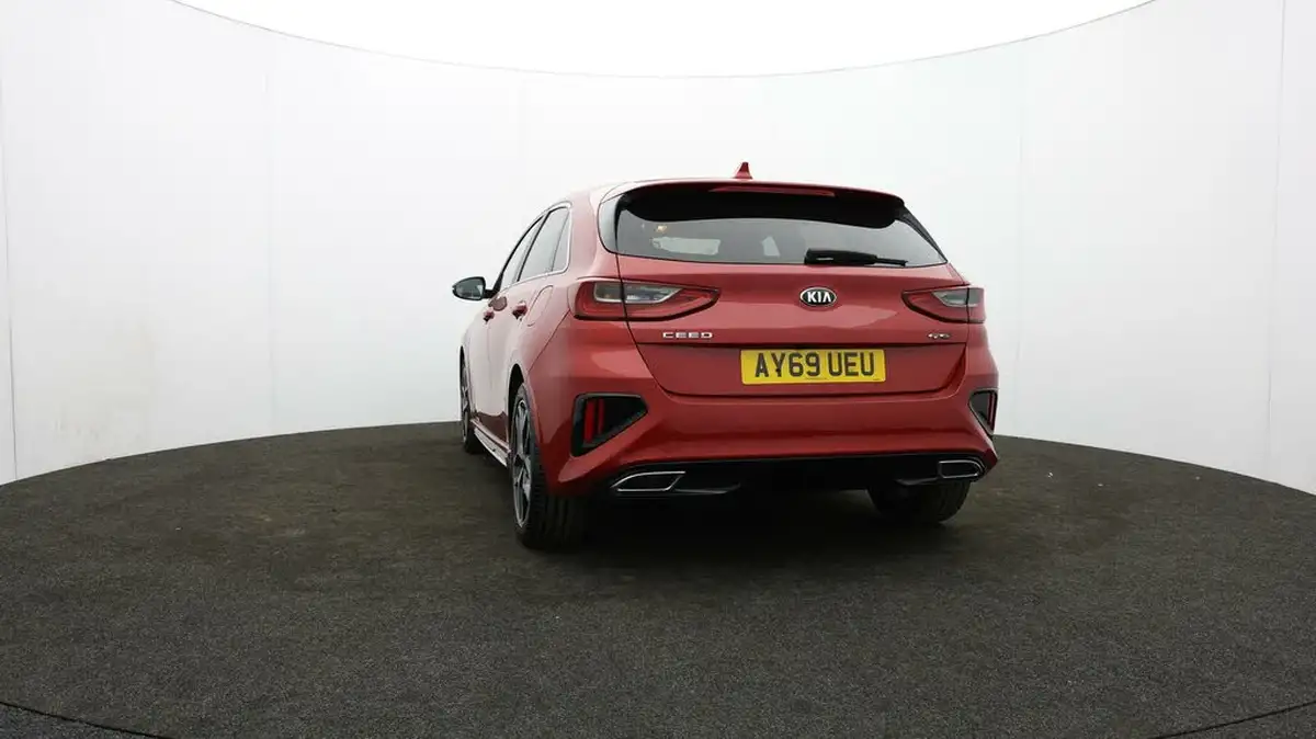 2019-kia-ceed-16crdi-gt-line-big-33