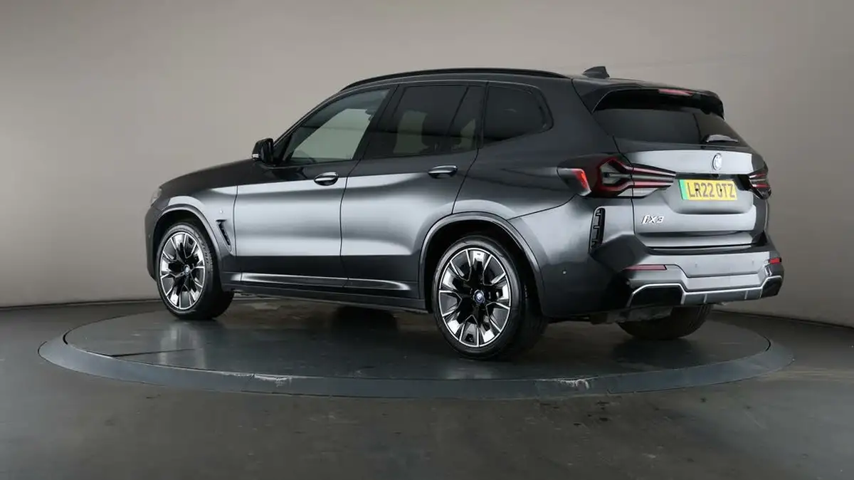 2022-bmw-ix3-e-m-sport-pro-big-73