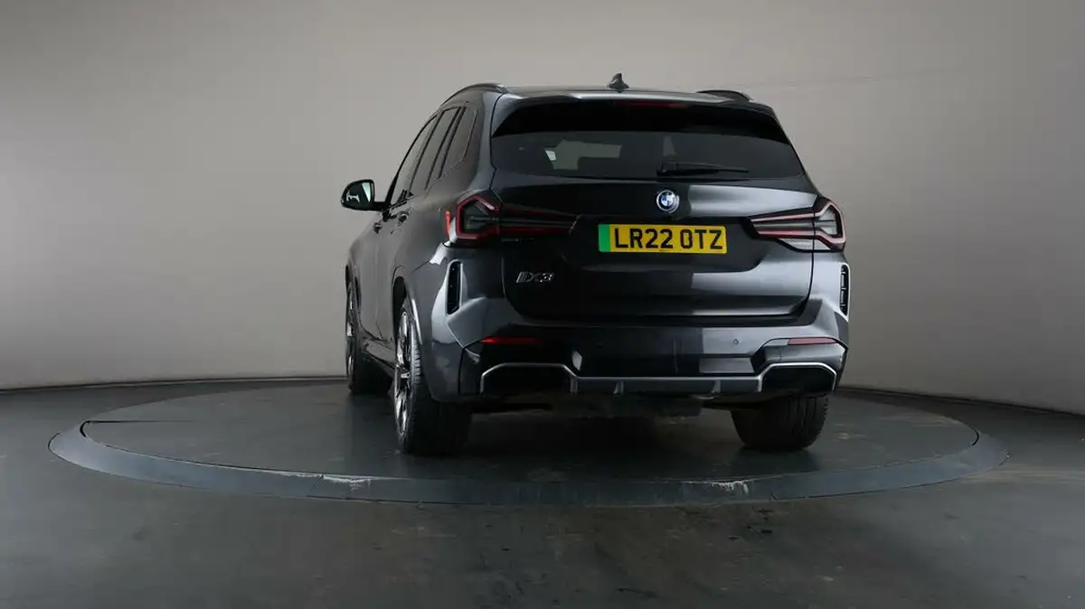 2022-bmw-ix3-e-m-sport-pro-big-45