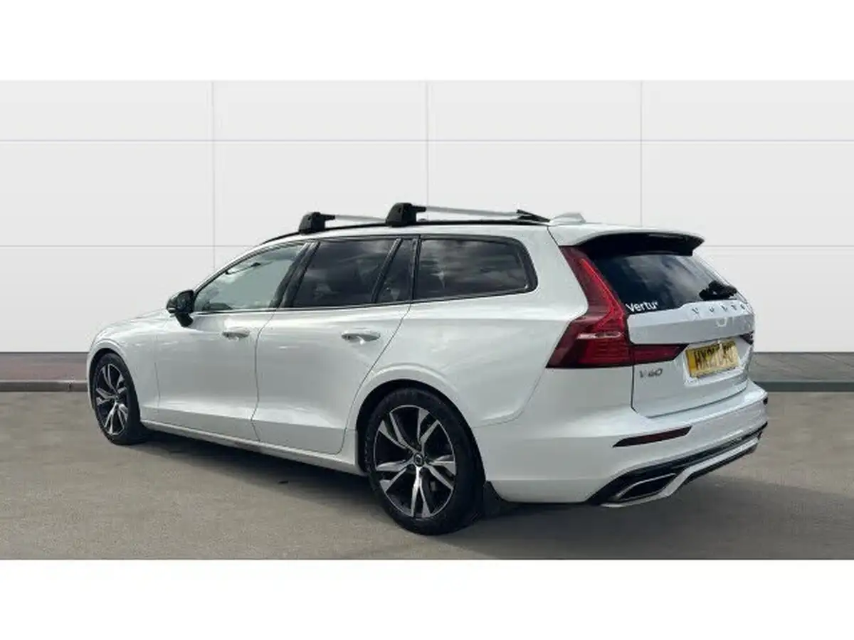 2021-volvo-v60-20-b4-r-design-big-1