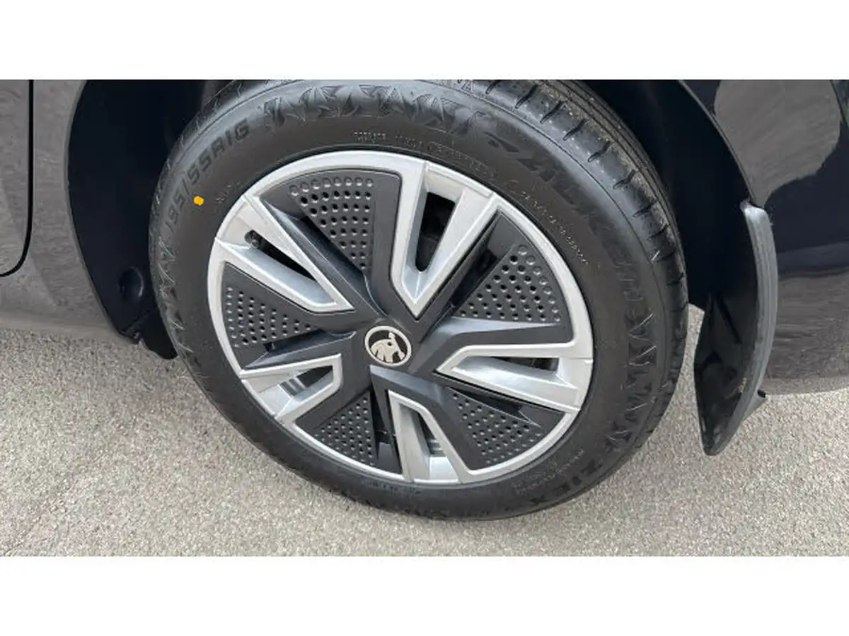 2022-skoda-fabia-10-tsi-se-l-109ps-hatchback-big-24
