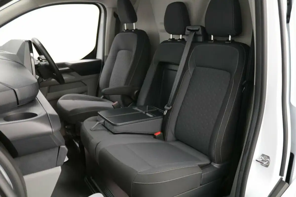 2024-ford-transit-custom-20tdci-320-l2h1-limited-136pseu6e-panel-van-1996cc-auto-big-21