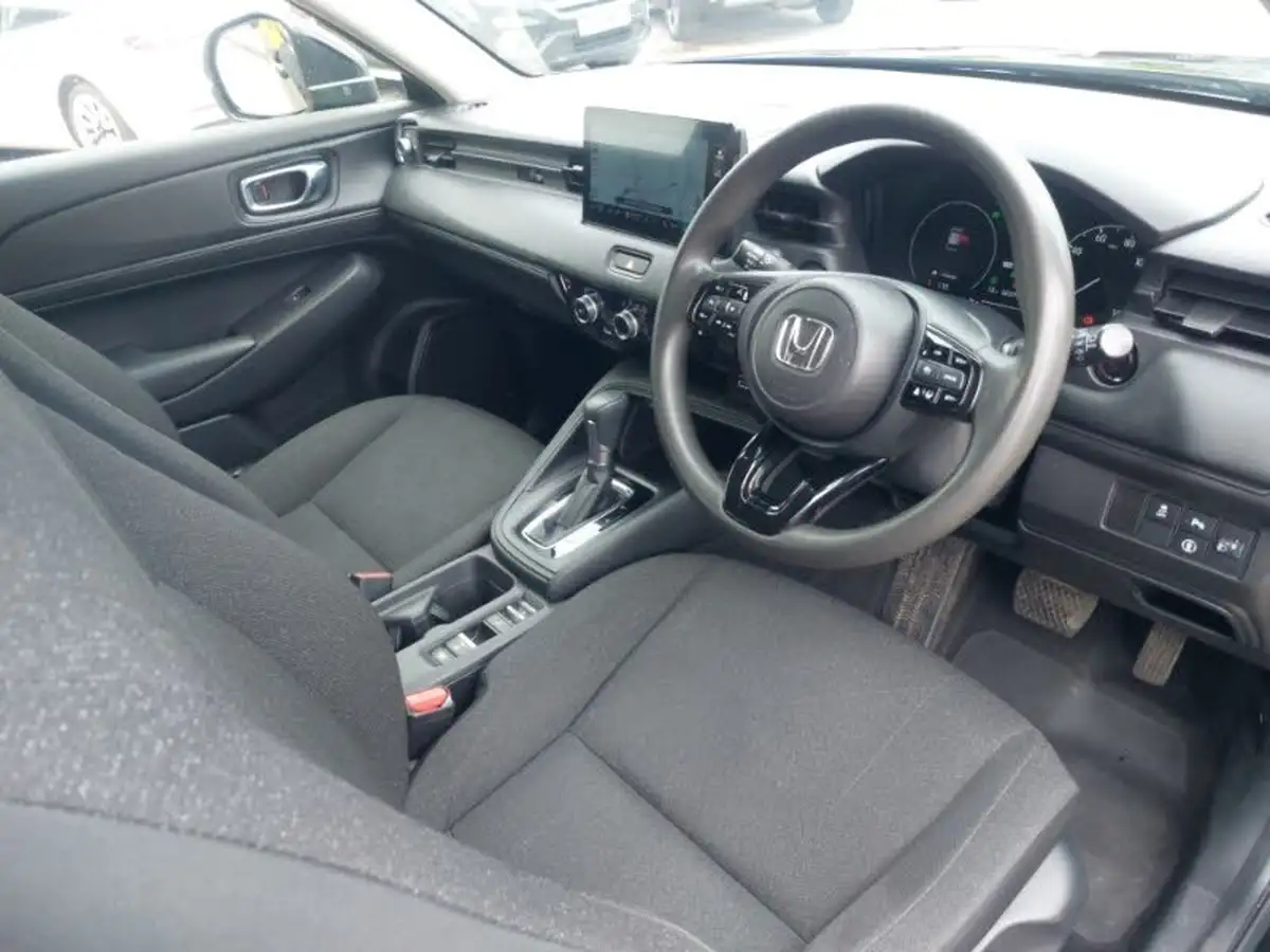 2022-honda-hr-v-15-i-mmd-elegance-big-17