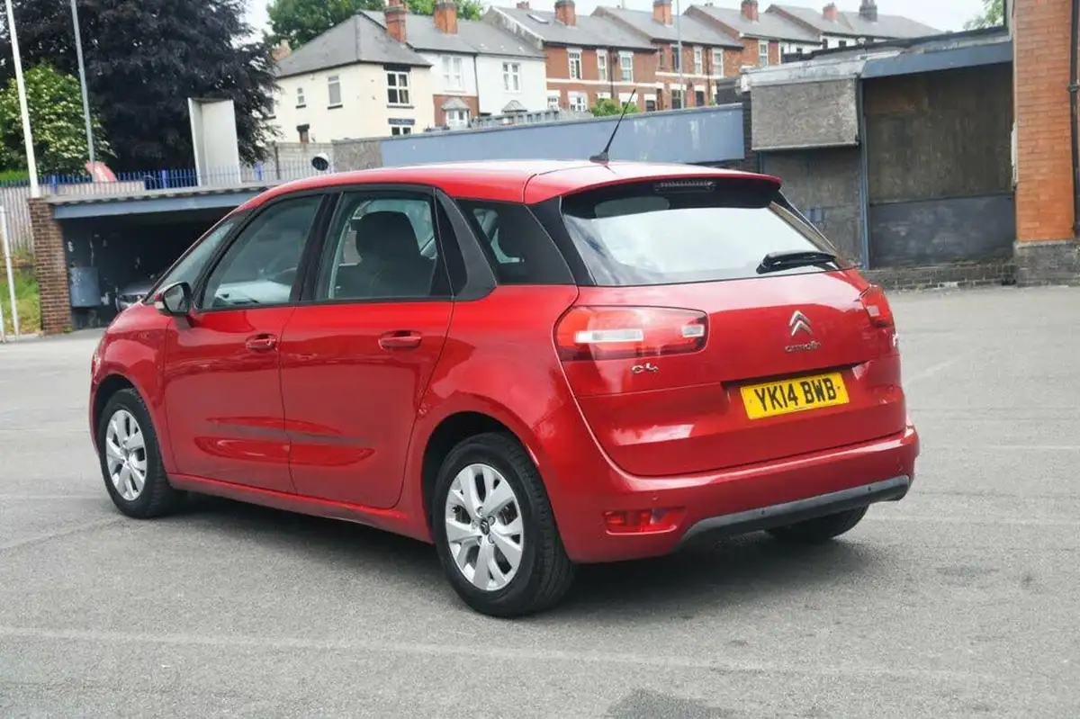 2014-citroen-c4-picasso-16e-hdi-vtr-115ps-etg6-big-7