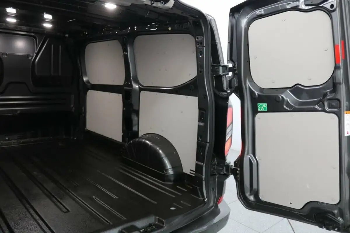 2023-ford-transit-custom-20tdci-320-l1h1-limited-136pseu6e-panel-van-1996cc-auto-big-18