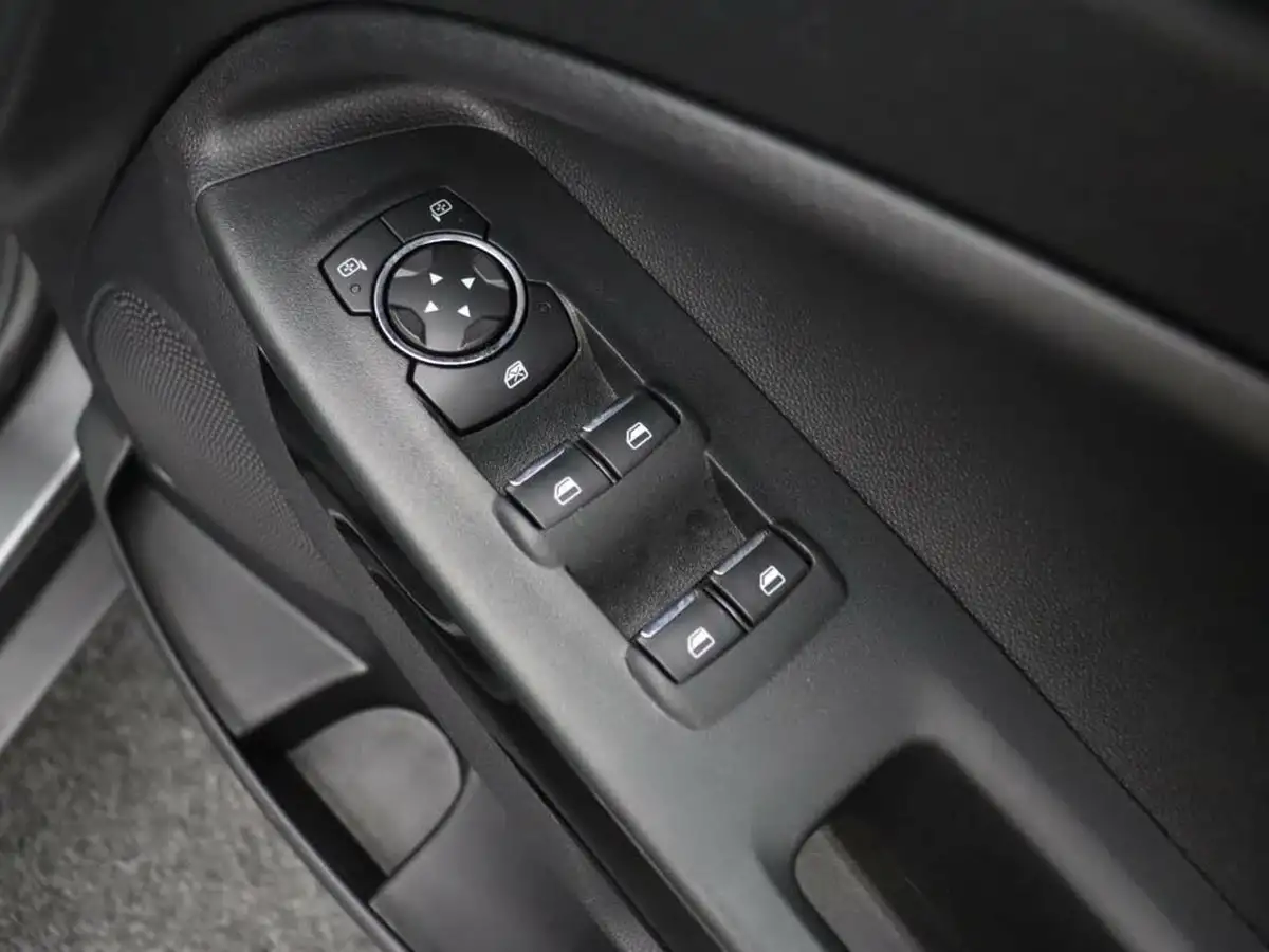 2022-ford-ecosport-10t-titanium-big-27