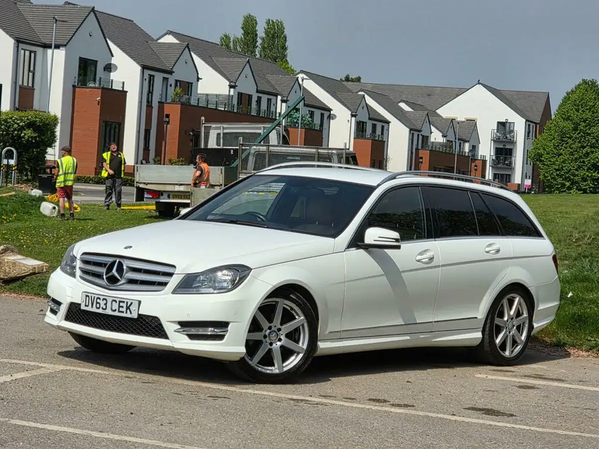 2013-mercedes-benz-c-class-21cdi-c220-cdi-amg-sport-estate-5d-7g-tronic-plus-big-2