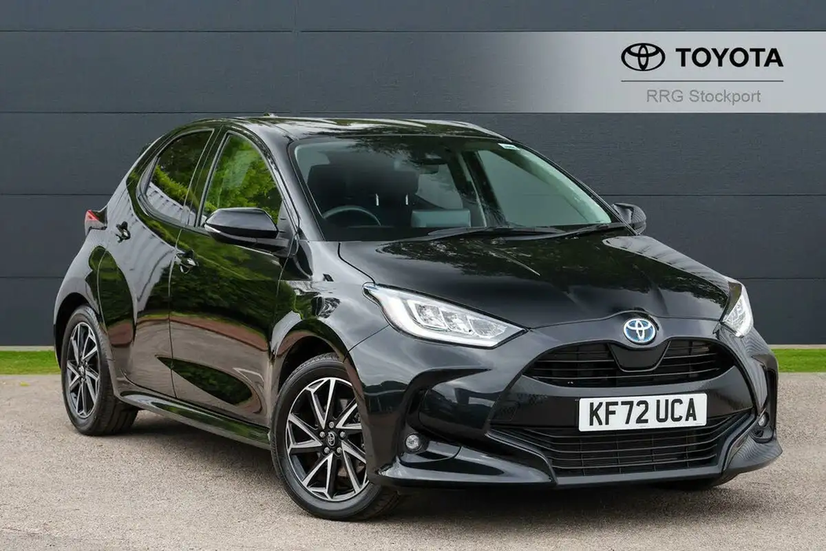 2022-toyota-yaris-15-vvt-i-design-big-0