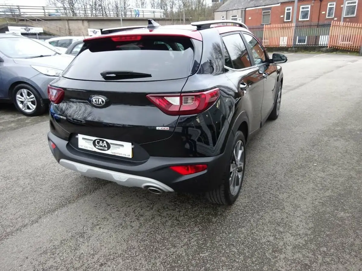 2020-kia-stonic-10-t-gdi-4-dct-big-7