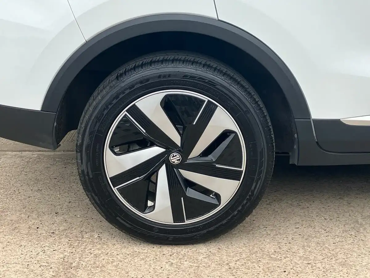 2023-mg-zs-suv-e-se-ev-176ps-big-7