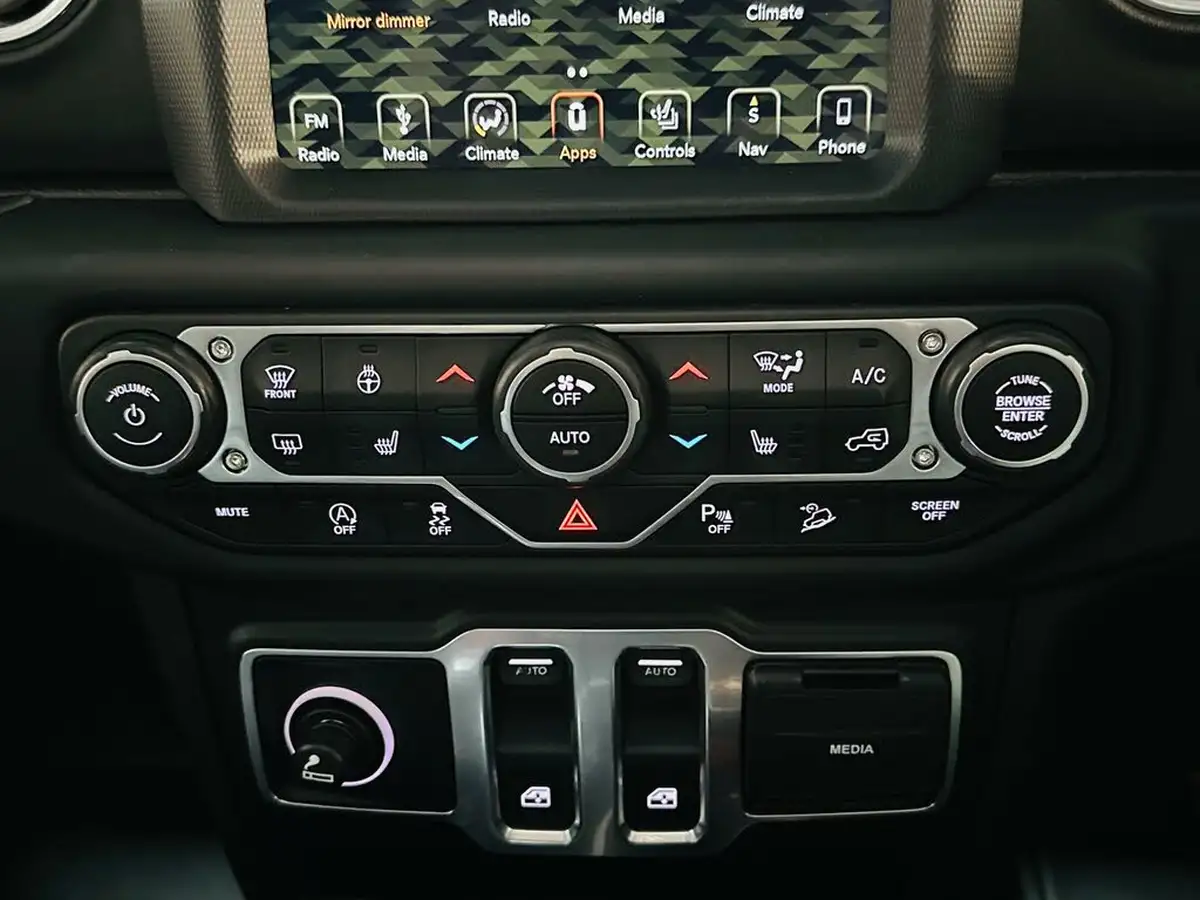 2020-jeep-wrangler-22-multijet-ii-overland-hard-3d-big-56