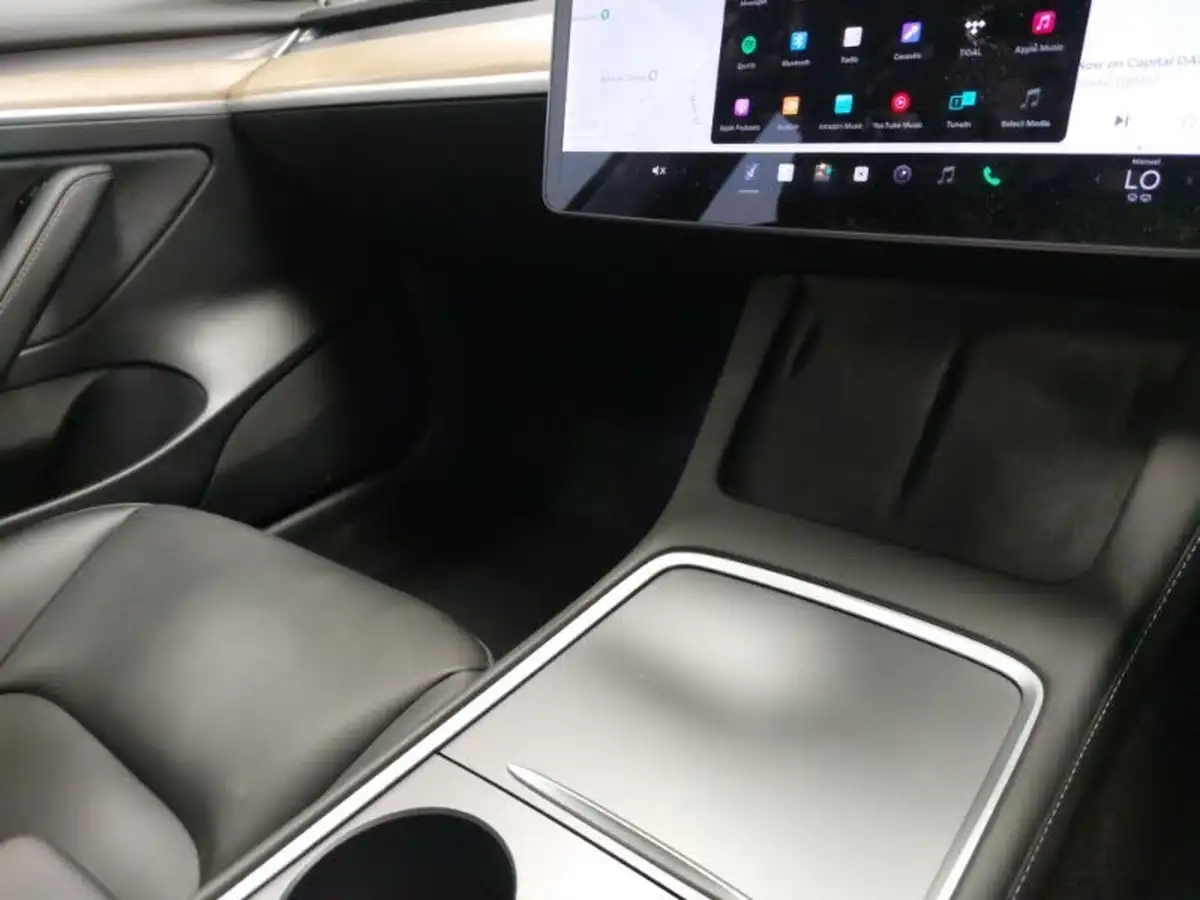 2021-tesla-model-3-e-long-range-4x4-big-17