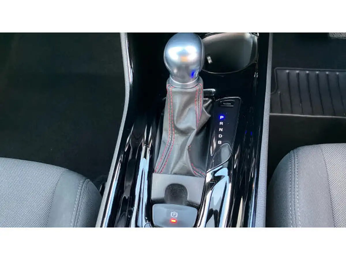 2022-toyota-c-hr-18-vvt-i-gr-sport-big-32