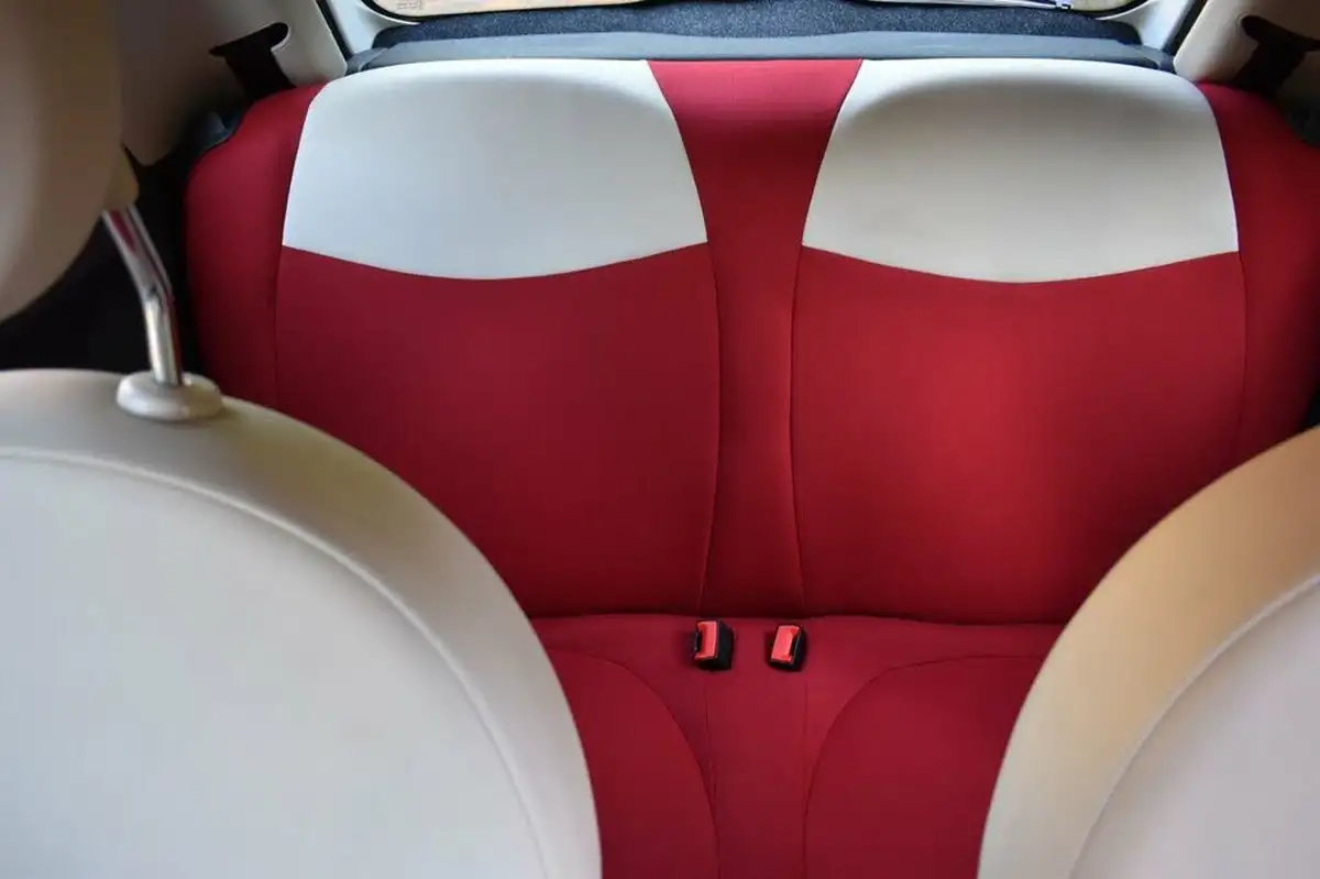 2014-fiat-500-12-pop-big-9