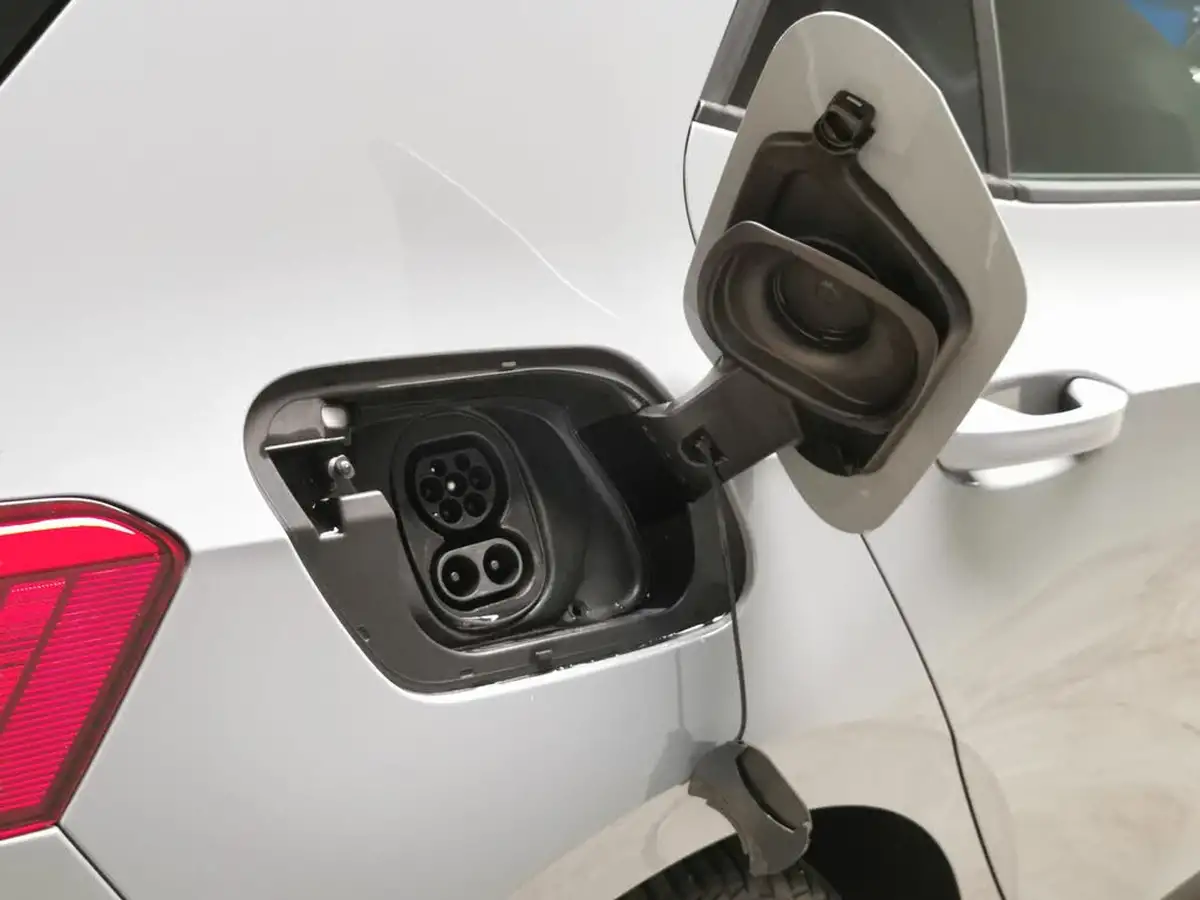 2021-volkswagen-id3-e-life-204ps-58kwh-pro-performance-big-35