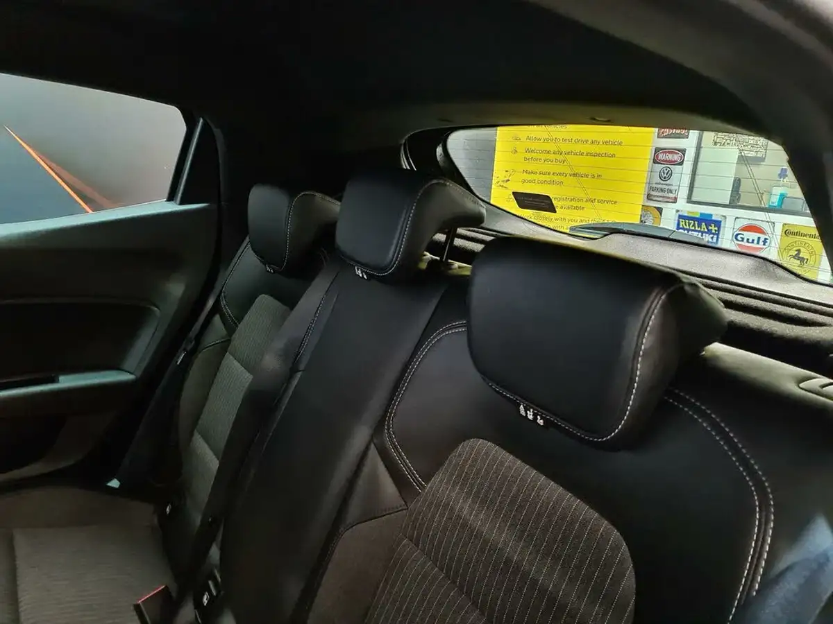 2021-renault-clio-16-s-edition-big-10