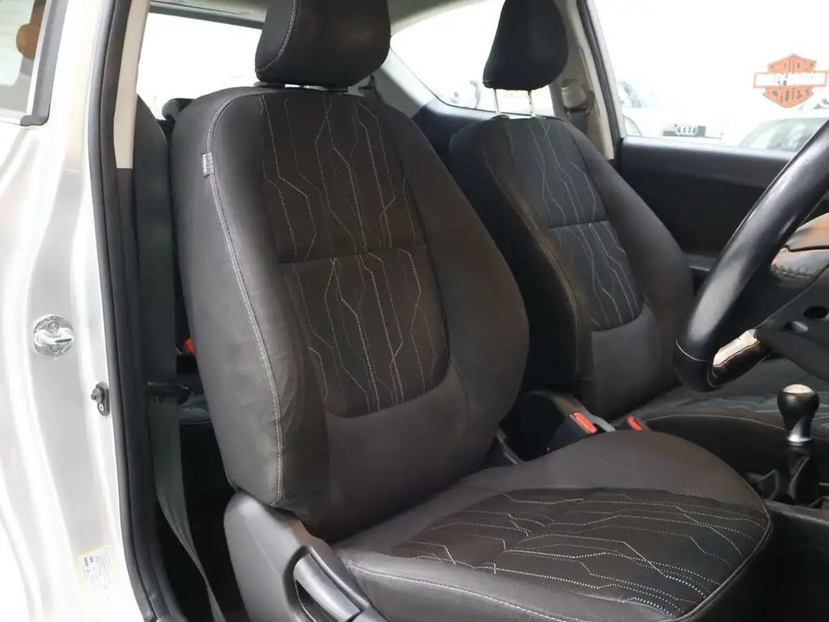 2013-kia-picanto-10-city-big-3