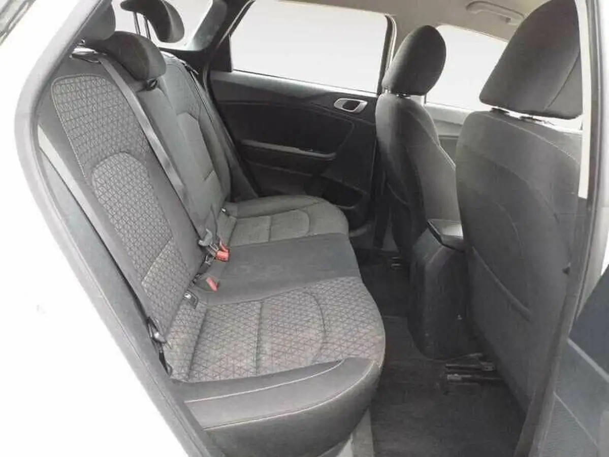 2019-kia-ceed-16crdi-2-eco-sportswagon-big-5