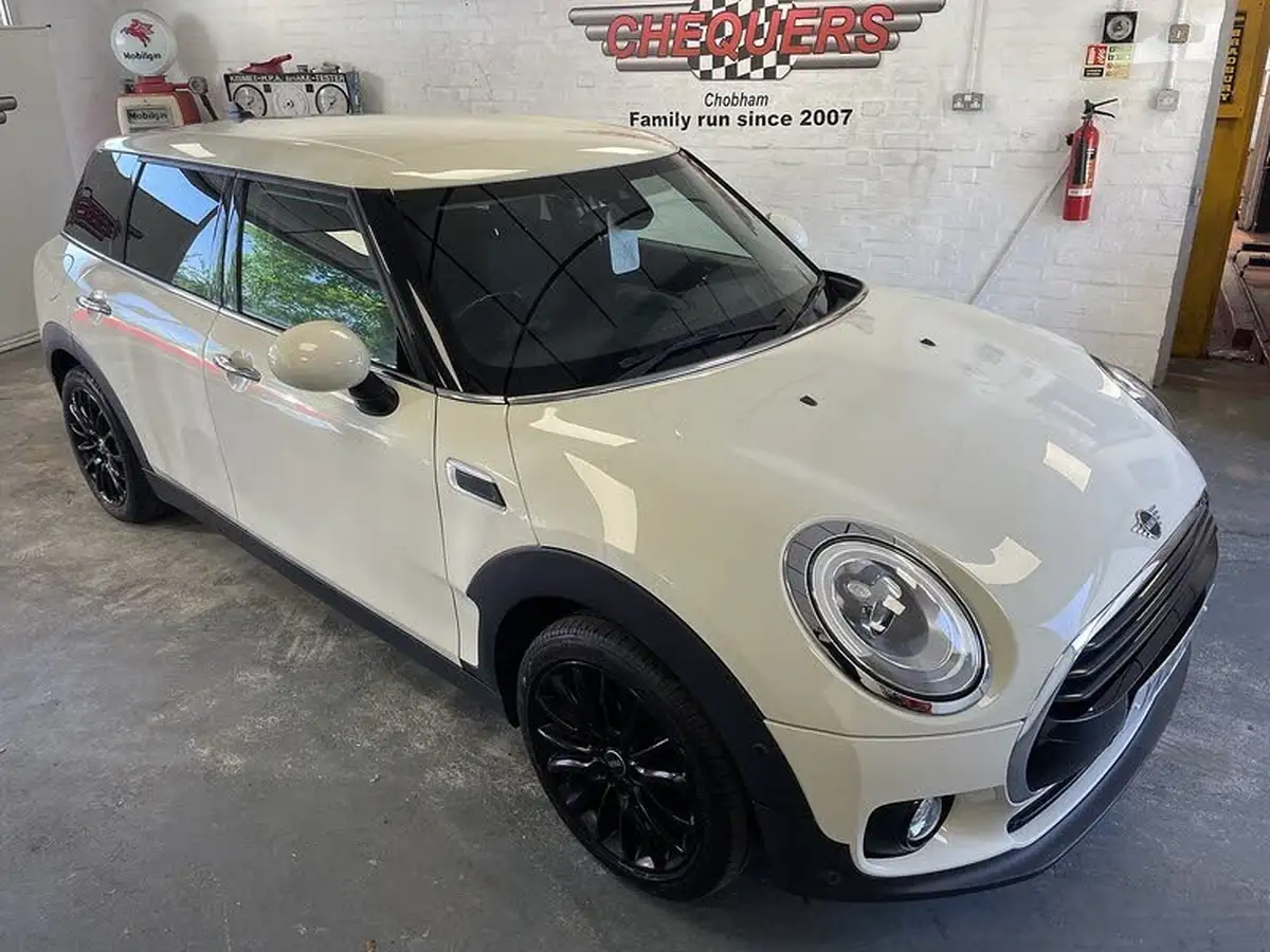 2018-mini-clubman-15-cooper-auto-big-4