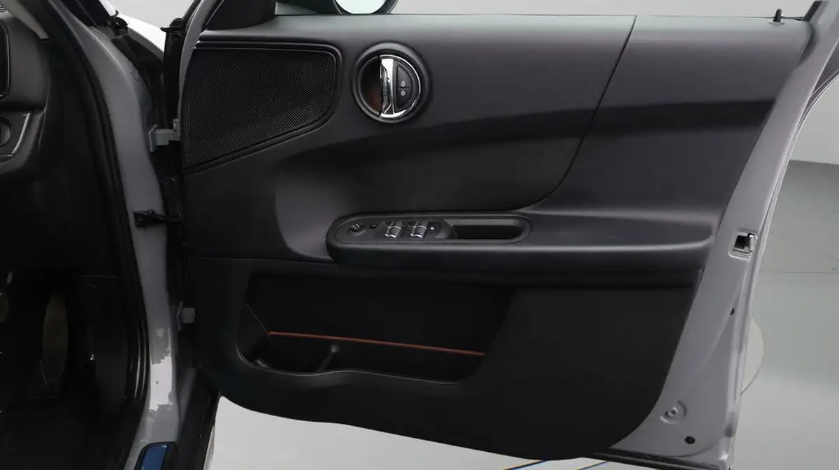 2022-mini-countryman-15-cooper-classic-big-14
