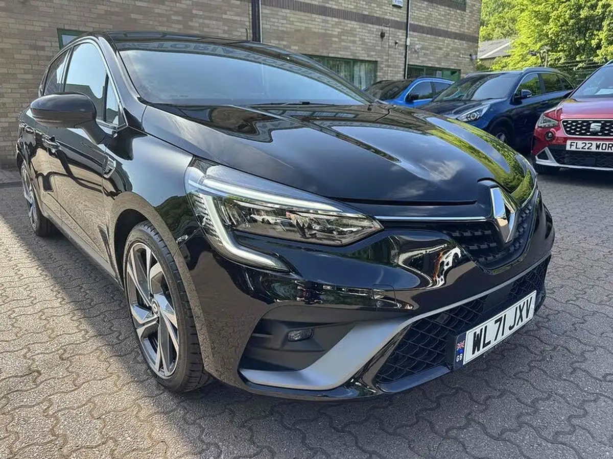 2022-renault-clio-16-rs-line-140ps-rs-line-e-tech-hybrid-big-9