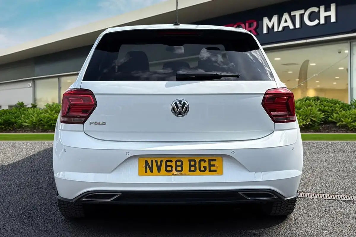 2018-volkswagen-polo-10-tsi-r-line-95ps-5d-big-3