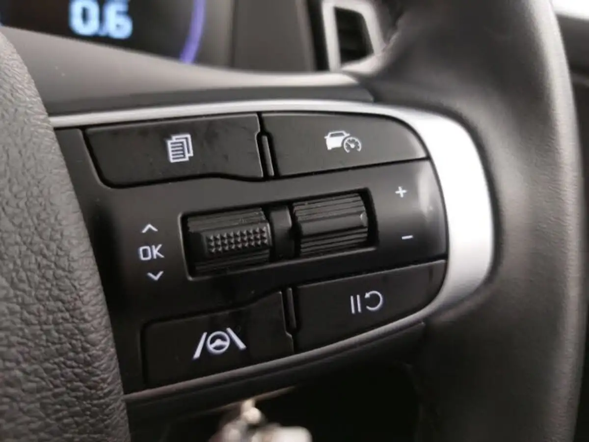 2022-kia-sportage-16-t-gdi-2-148bhp-1598cc-big-15