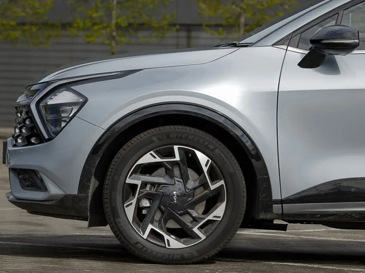 2024-kia-sportage-16-t-gdi-gt-line-157bhp-48v-big-12