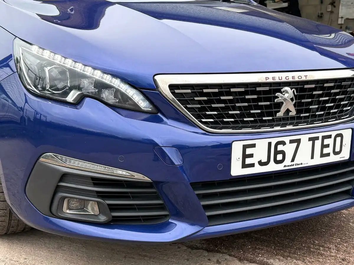 2018-peugeot-308-16-bluehdi-gt-line-big-74