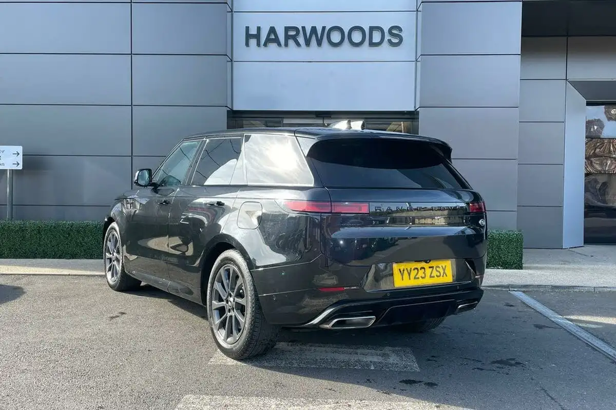 2023-land-rover-range-rover-sport-30-p460e-dynamic-se-big-10