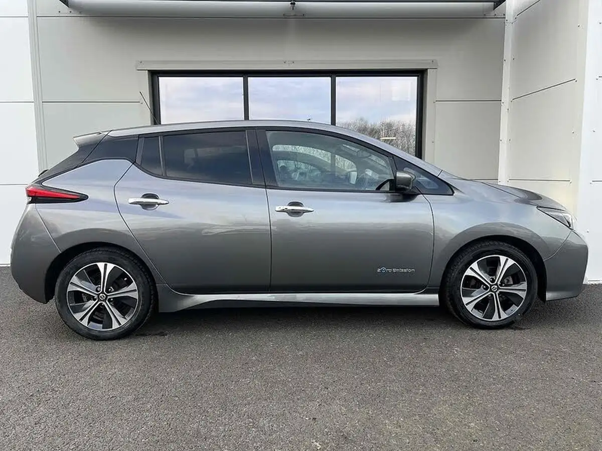 2020-nissan-leaf-e-n-connecta-big-6