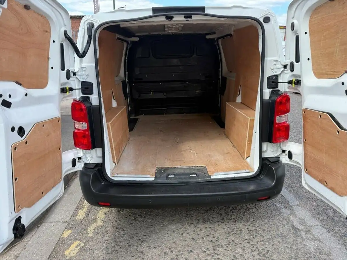 2019-citroen-dispatch-16bluehdi-x-m-1000-115pseu6-ss-big-11