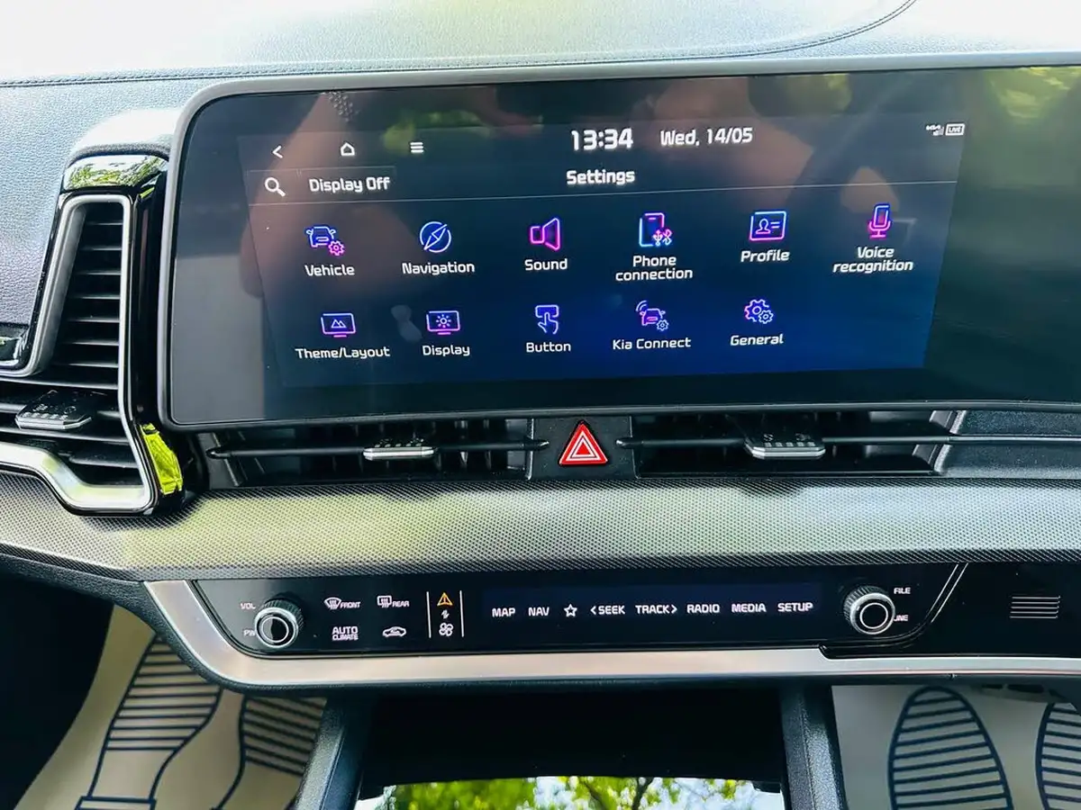 2023-kia-sportage-16-t-gdi-gt-line-226bhp-hev-auto-big-15