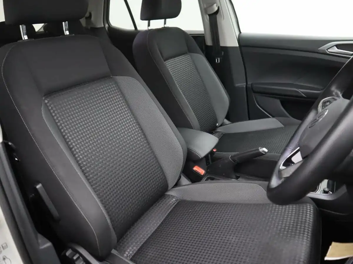 2021-volkswagen-t-cross-10-tsi-active-95ps-big-10